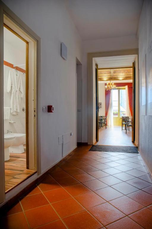 Ballaro' - Budget Hotel